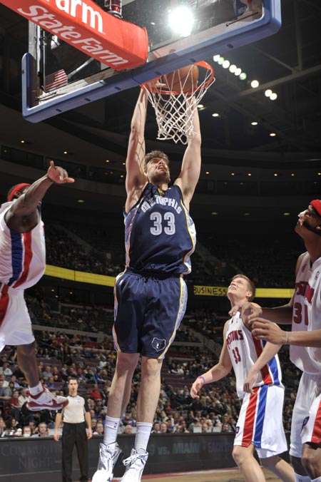 更是团队策 更是团队策