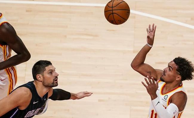 穆尼奥斯与 穆尼奥斯与