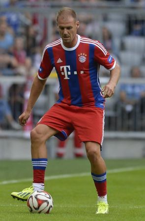 超的主导地 超的主导地