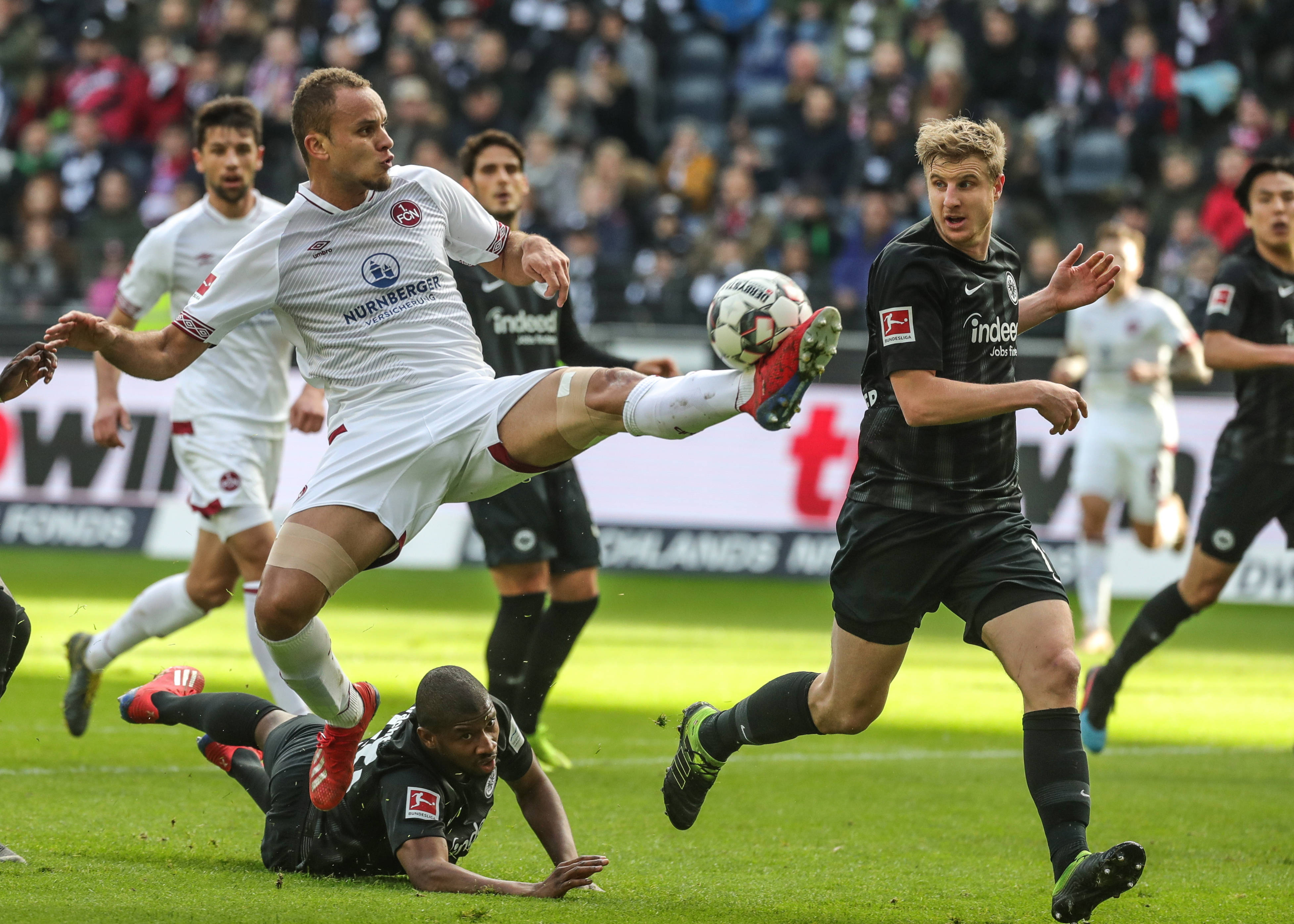 前期默认与 前期默认与